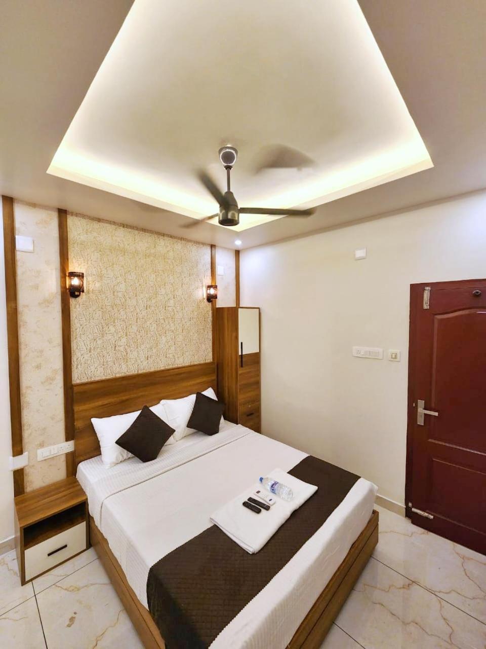 Hotel Apsara Residency Perintalmanna Exterior foto